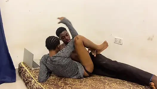 Yahooboy Fickte Seine Freundin Hardcore