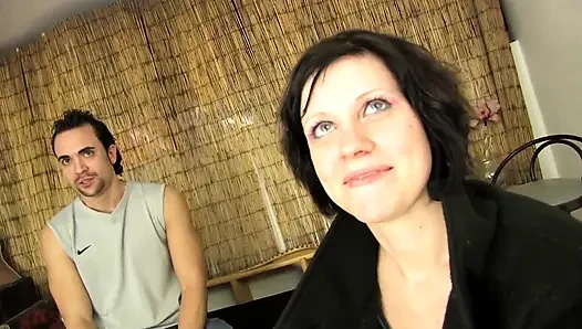 язык глубоко в киске, а затем вылизали