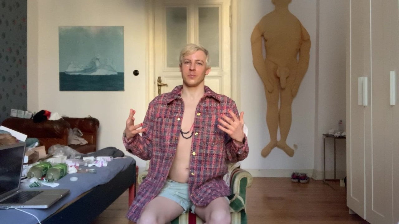 Twink luôn luôn đói vì raw vòi nước
