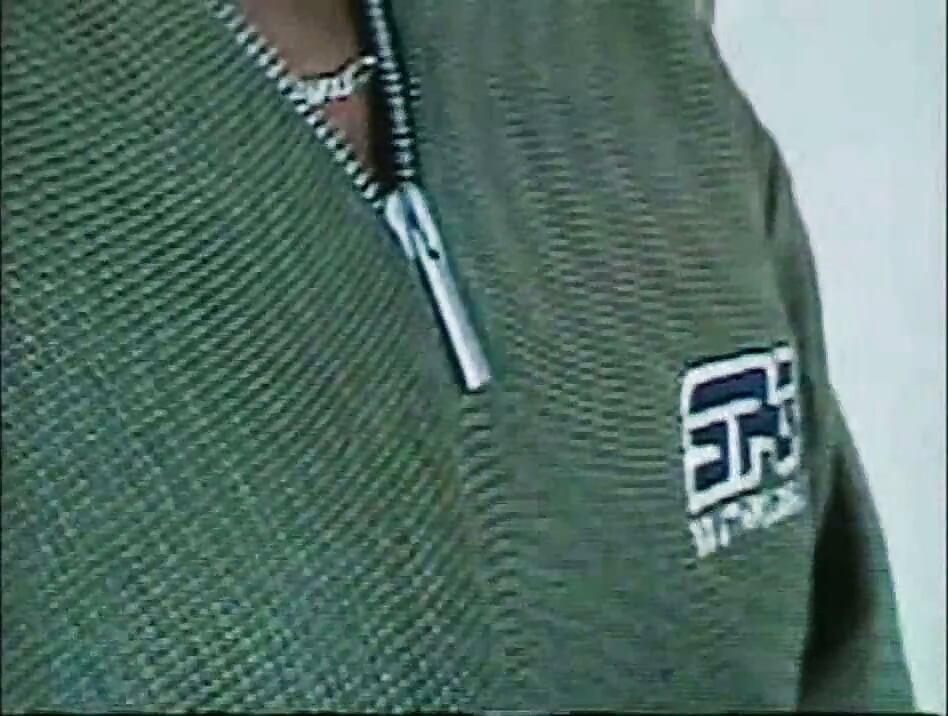 털이 무성한 보지의 거유 흑인 소녀가 큰 흑인 자지에 따먹히다