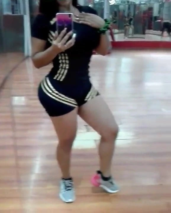 VP07 - Deysi Araujo 124