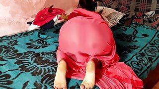 Kaam wali Sapna Aunty Ghudi Bankar Safayi karte pakda, Dirty Roleplay Hindi Sex