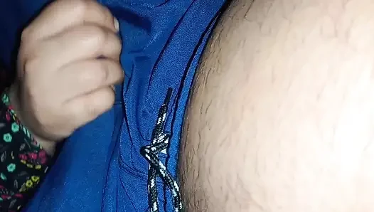 Desi Bhabhi blowjob. Bhabhi ne dever ka chupa lagaya.