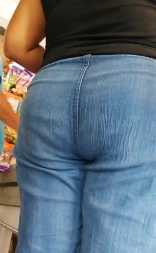 Ay Griselda tu cola y tus nalgotas me encantan