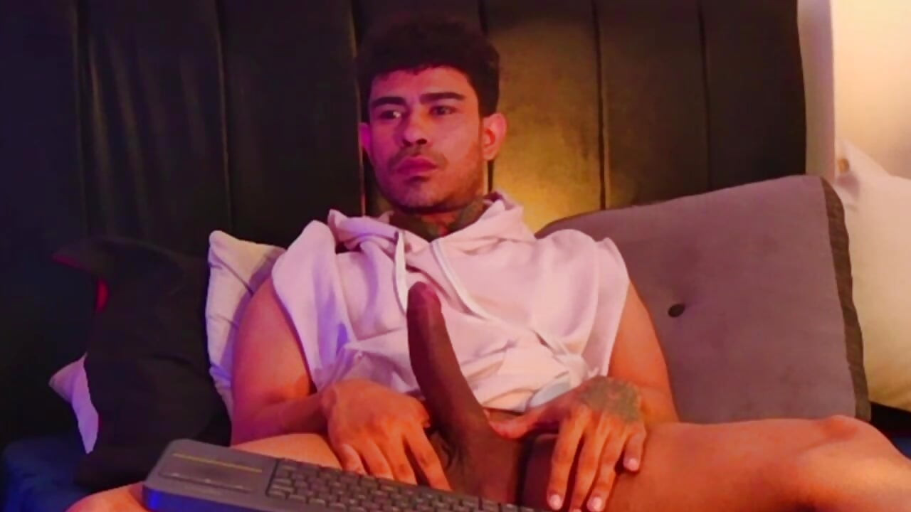 Hand Job Boy Looking a Video Porn Online