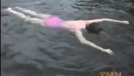 Diane Hetfield: Sexy Swimsuit Girl - Matt Houston