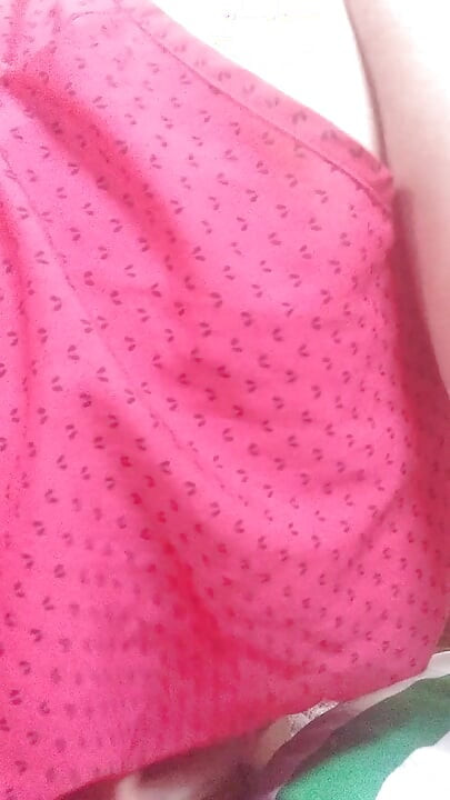 لاتينية تمص زبي