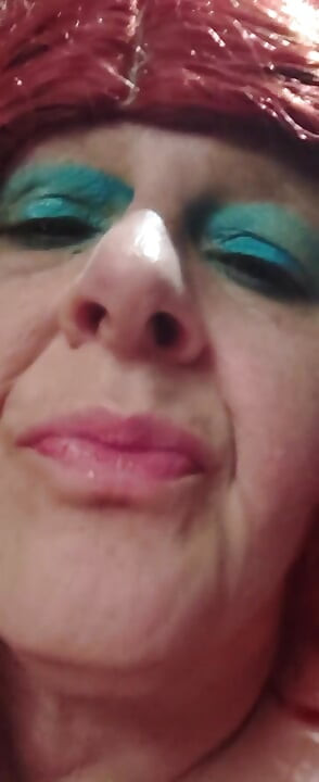 Este jocul de sărutări care se fute în cur ea să dea vina