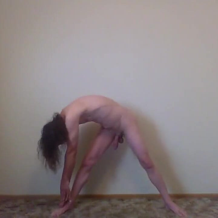 Nude Exercises (3 Views 4 Artists, Fitness & Porn): 10 Toe Touches