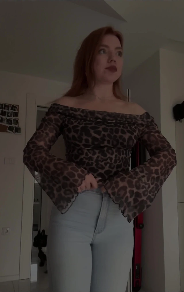 Showing Leo Camo