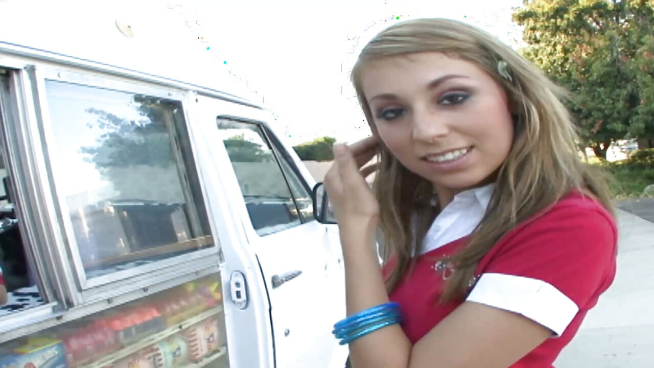 Sexy teen is getting fucked and facialized in ice cream truck