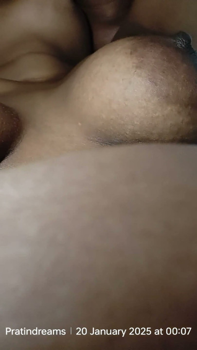 Bhabhi big boobs pressing and liplock | Clip 1