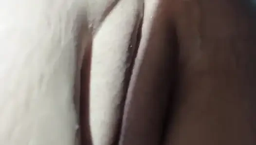 Özensiz lynn götten daha fazlasını isteyen bir anal sürtük