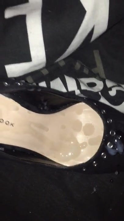 Big cum in heels.