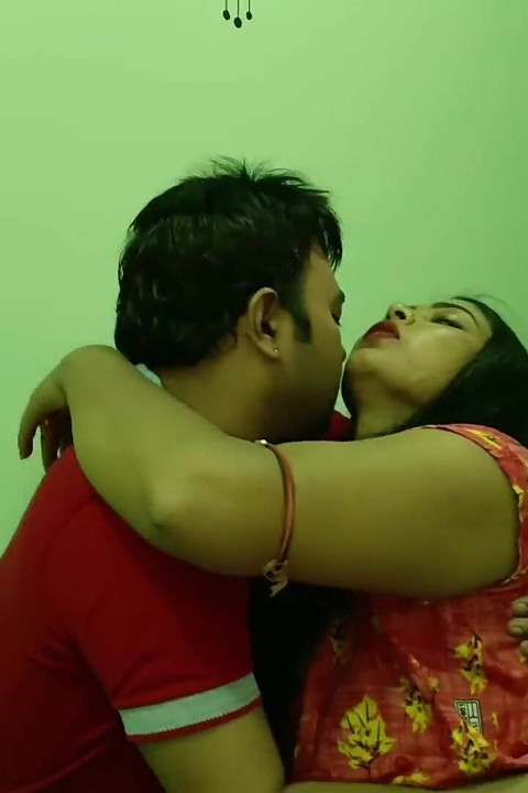 Romántico sexo indio indio Sexo porokiya