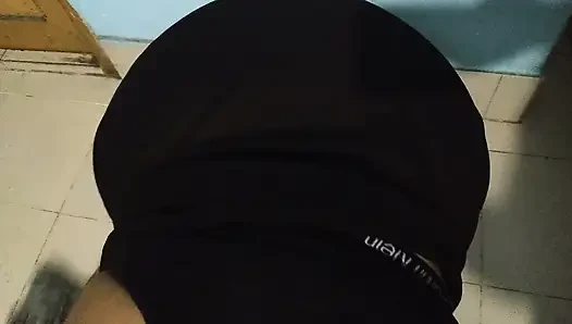 Tante seksi india dengan toket besar