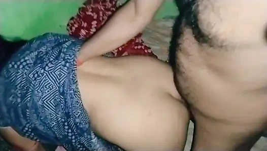 Desi indischer anal- und doggystyle-fick von Dewar Bhabhi