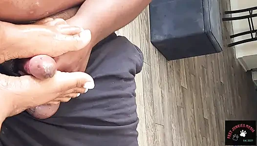 Sohlen-sexgöttin, bee erster bBW-footjob