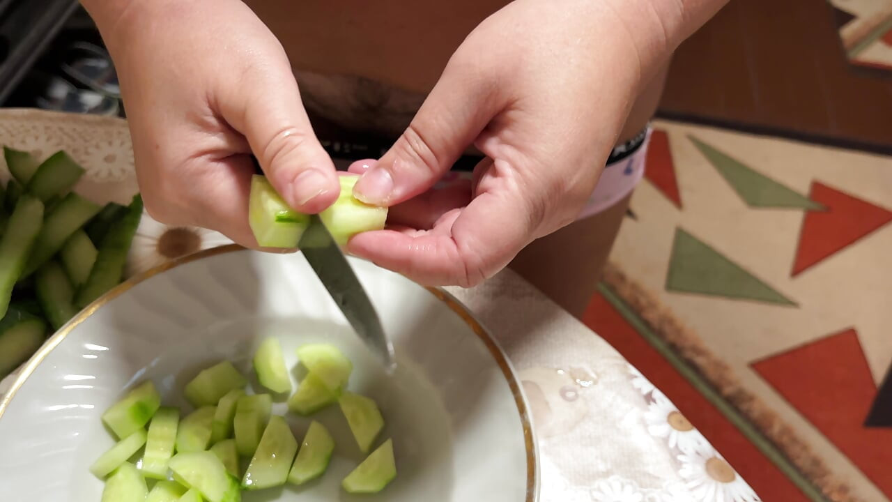 Zara Charm Kitchen Fun Chopping Veggies & Showing Off