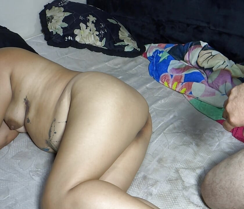 KÖSTLICHER HAUSGEMACHTER ANALSEX JEDEN TAG MORGENS