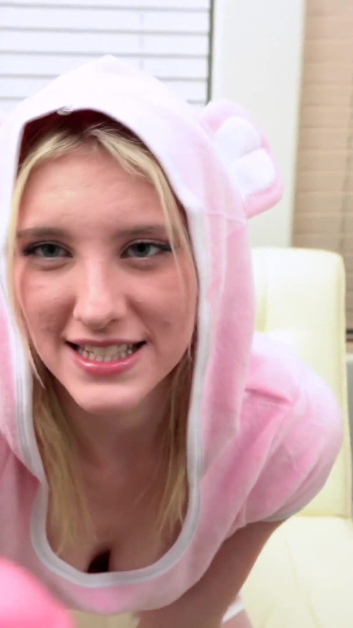 Cute teen melody marks teases you into JOI