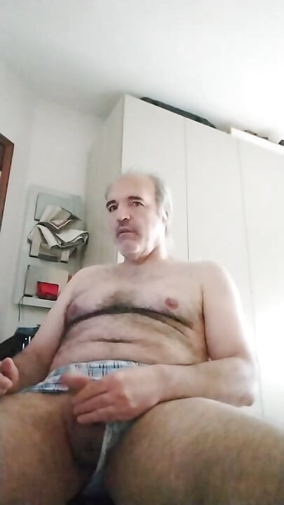 Drkaj svoj kurac da istinski uživaš u svom kratkom životu