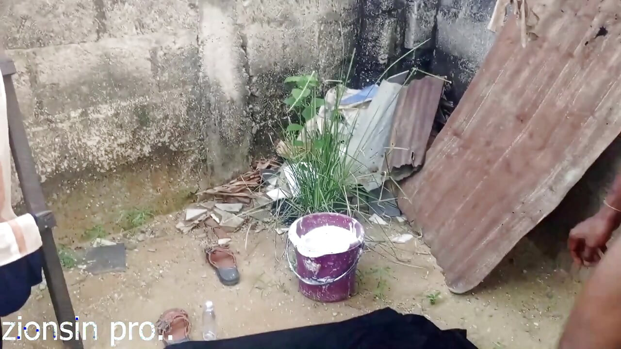 Caught Fucking Big Ass Step Sister in the Backyard Because Mon Will Come in From the Main Door