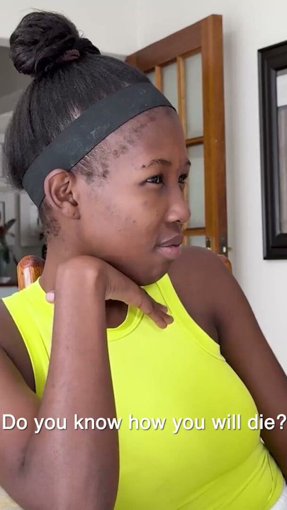 Esta ADOLESCENTE EBONY dijo que venía a hablar, no a follar... abrió las piernas y se tragó mi polla hasta el fondo, cruda y sin condón | Clip 1