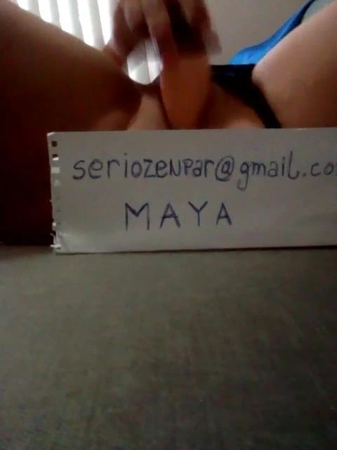 Maya & Dildo