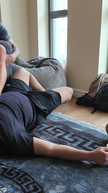 Foot Worship on Straight Muscle Hunk