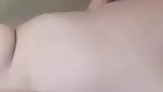 Asyalı ateşli orta yaşlı seksi kadın amını siyah boğaya sert siktiriyor