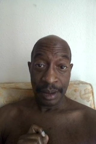 Dan St. Louis Black Male Bottom Out of the shower 1