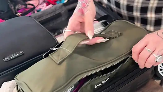 Dating Brunette Babe Nova Cane Has A Fun First Time