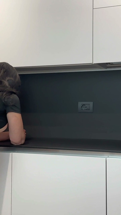 Pornchef S02e07 - Crystal Red in Black - Kitchen Play