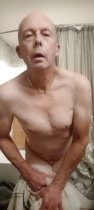 Allen Is Very Verbal About His Tiny Dick And His Fantasy  about Getting Fucked