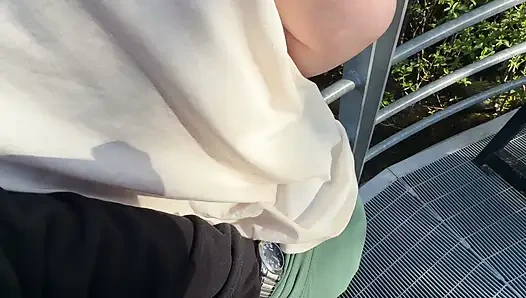 I met this Russian girl in a public park , And no resistance to play her a bit