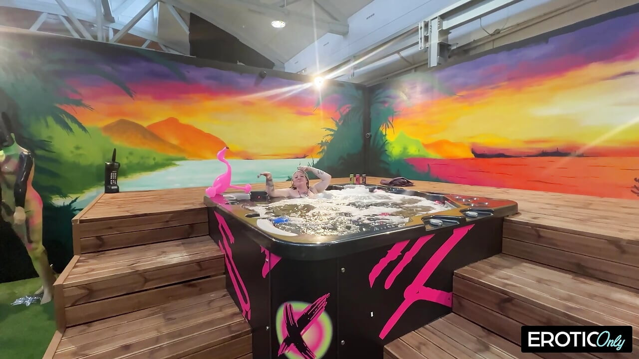 Horny BBW Gets Fucked Hard