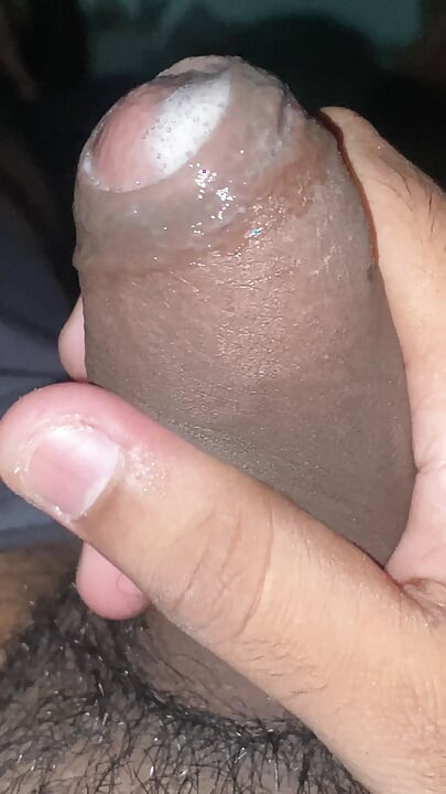 Apne mote or lambe lund ka paani nikalte huwe