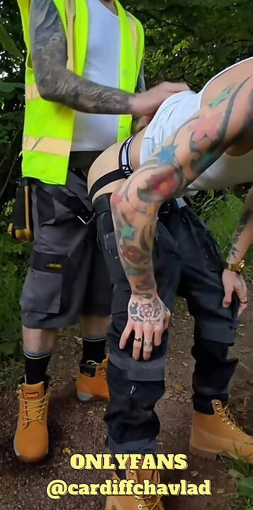 Construction Workmen fuck outdoors and cum