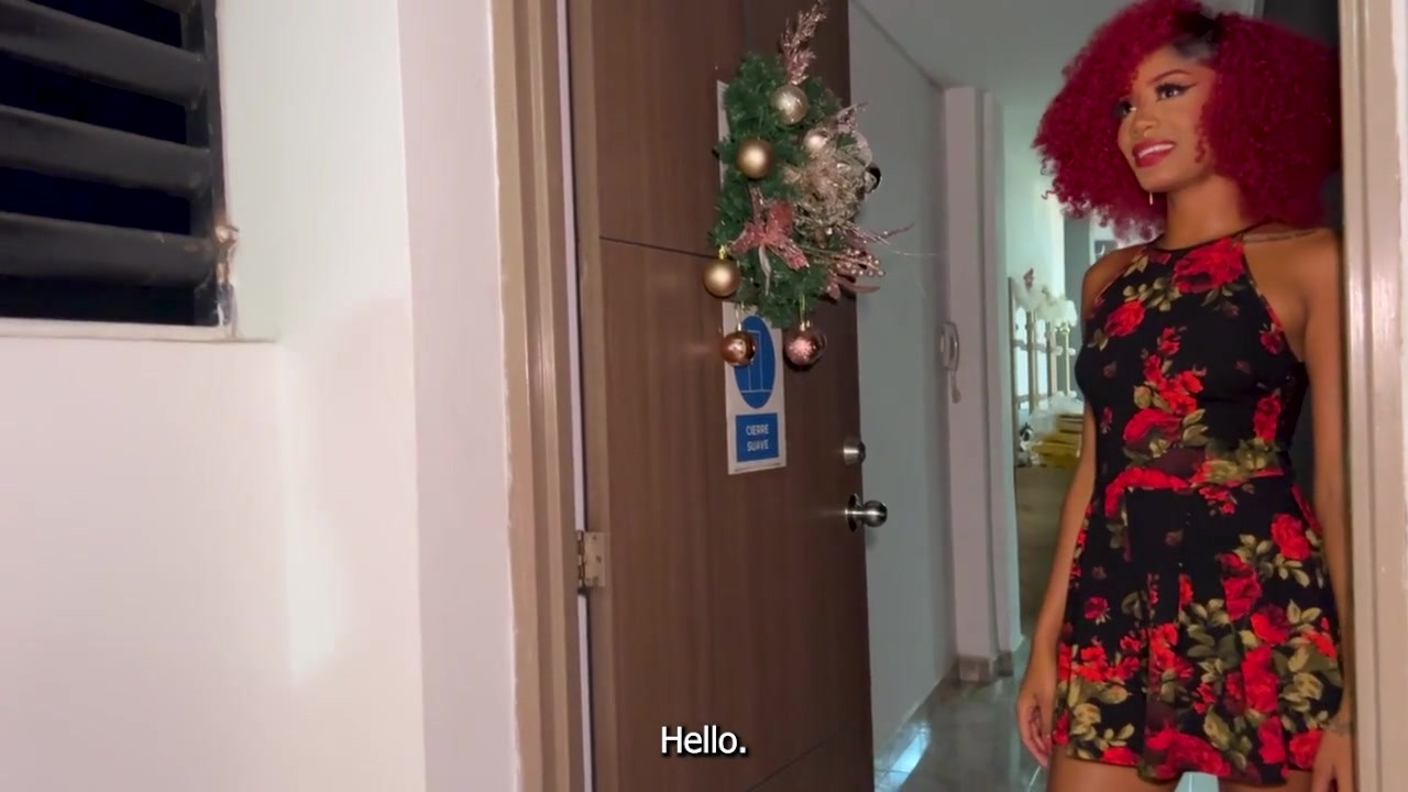 送货员最终在办公室与秘书们参加热辣的跨人种狂欢 - CelesteAlba