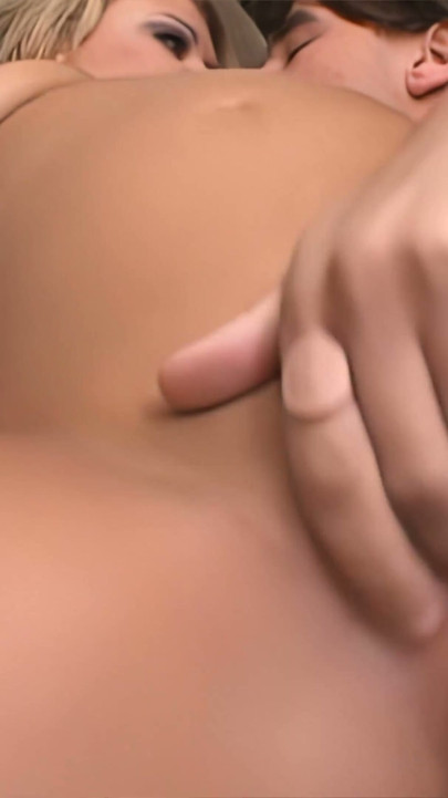 Emily Evermoore Sikiliyor | Clip 3