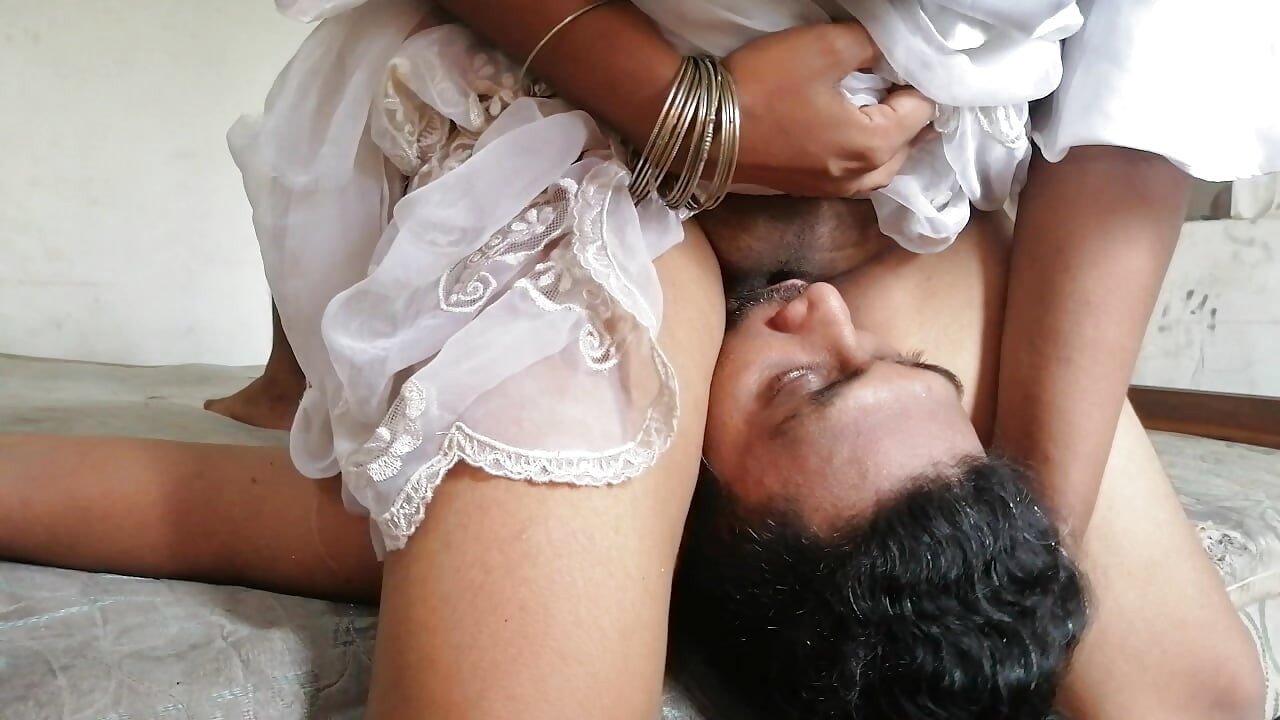 Hot MILF widow on SAREE, PUNISHED the underpant thief