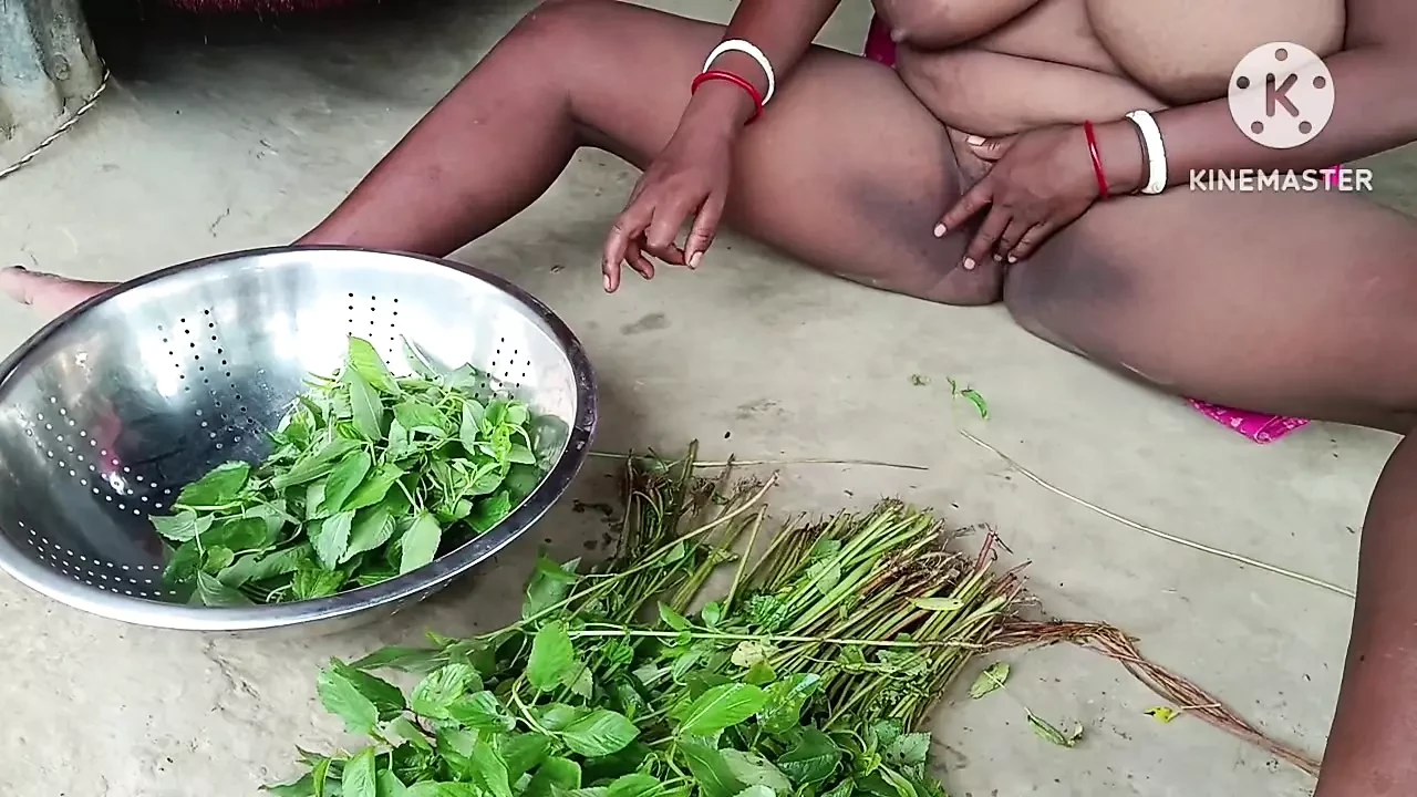 Desi housewife ne sabji banai