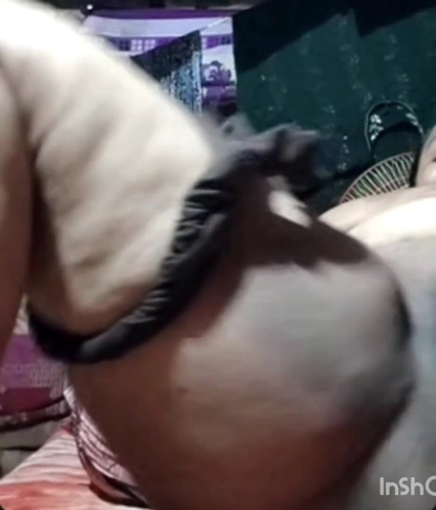 Desi bhabhi pussy show