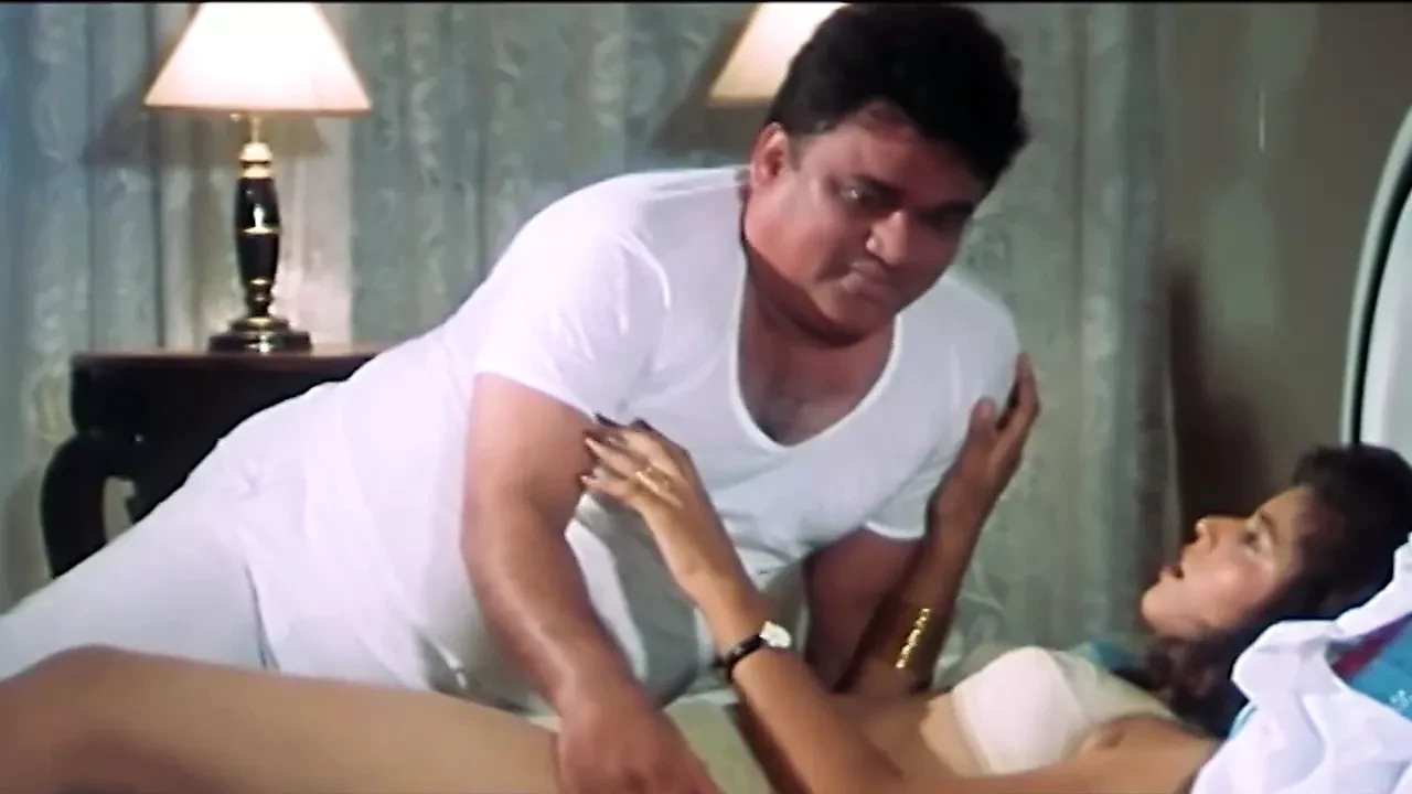 Film India - adegan seks randi di loha 1978