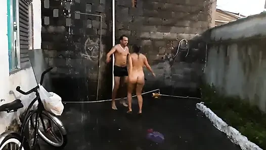 Sex Im Regen Mit Junior Gogoboy