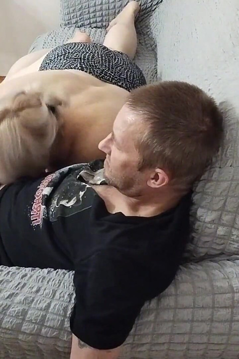 Výstřik do tchyně do pusy po kouření