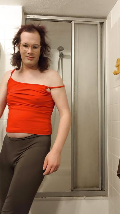 Babbo natale va a farsi una doccia