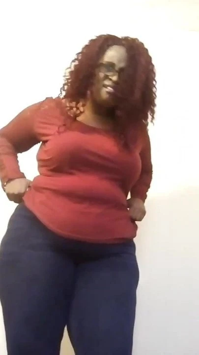 Thick ebony milf