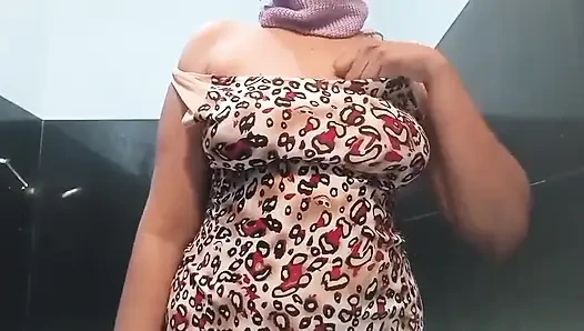 Masturbation While Watching Hot Porn. Homemade Orgasm